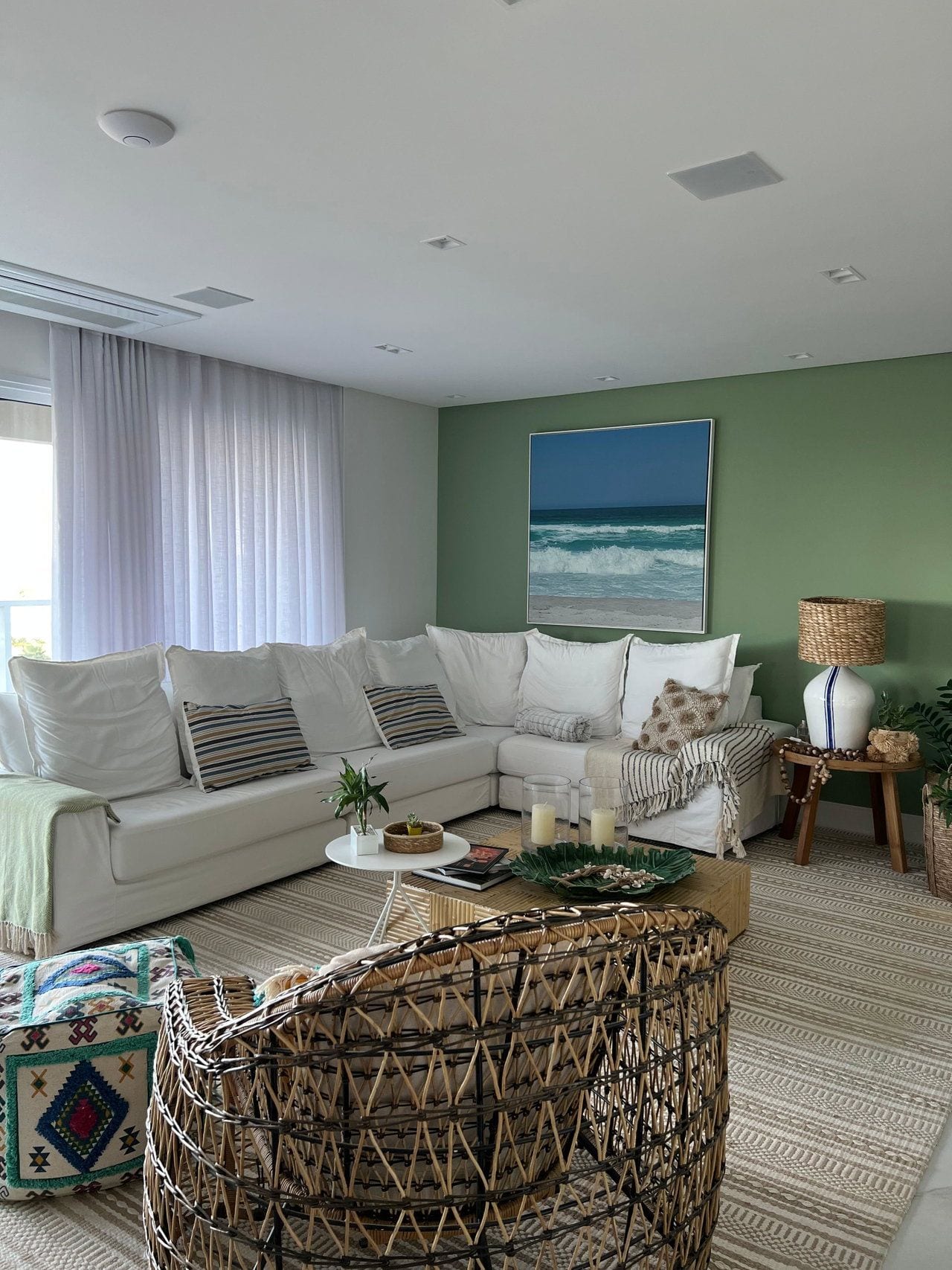 Apartamento - 3 dormitórios - 3 Suítes - localizado em Itajaí / Praia Brava