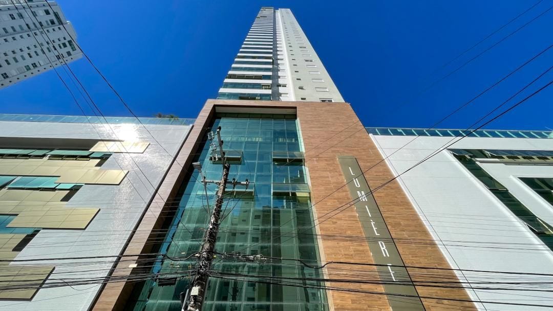 Apartamento mobiliado a venda no Lumiére Residence em Balneário Camboriú.
