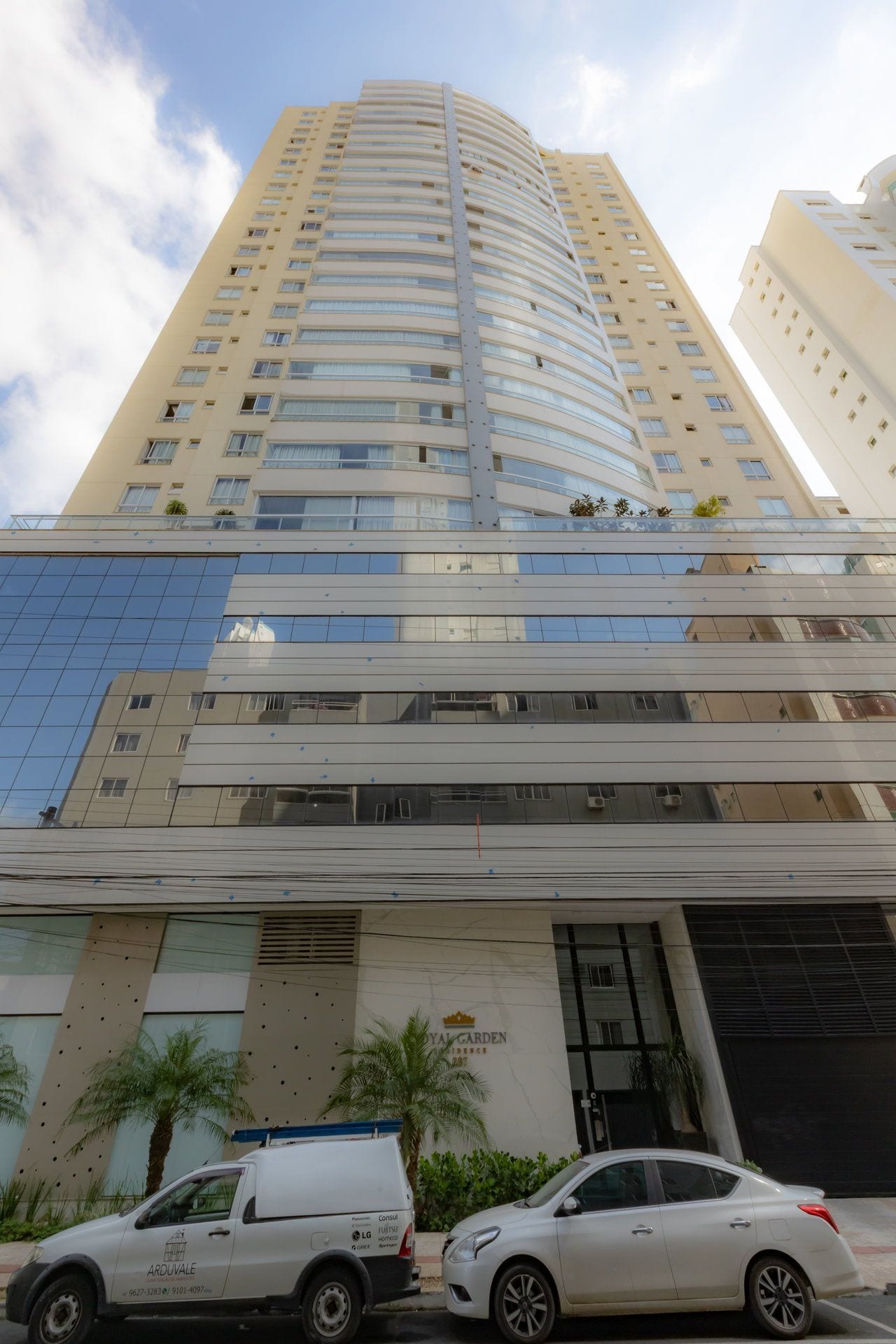 Diferenciado - 3 dormitórios - 3 Suítes - localizado em Balneário Camboriú / Centro